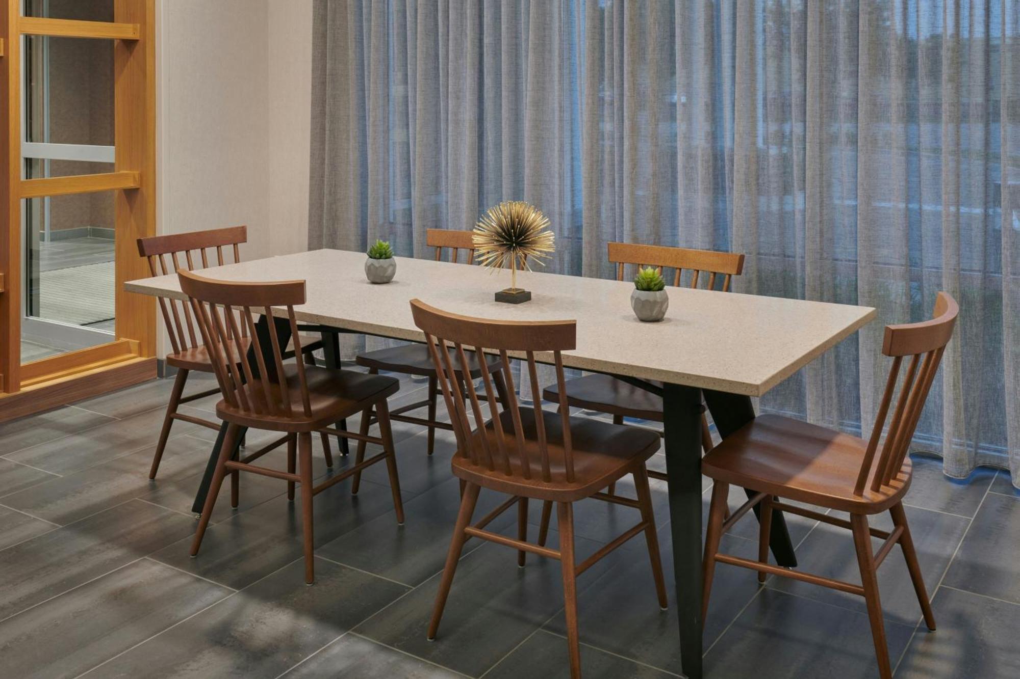 דס פליינס Fairfield Inn & Suites By Marriott Chicago O'Hare מראה חיצוני תמונה
